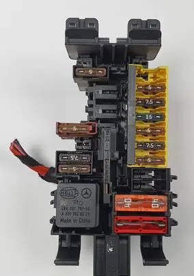 Mercedes-Benz C W205 BSM Control unit A2059067200