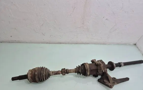 Nissan X-Trail T30 Front driveshaft 