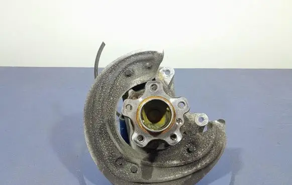 BMW Z4 E85 E86 Front wheel hub spindle knuckle 