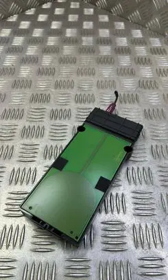 Audi A3 S3 8V Aerial antenna amplifier 8V0035502