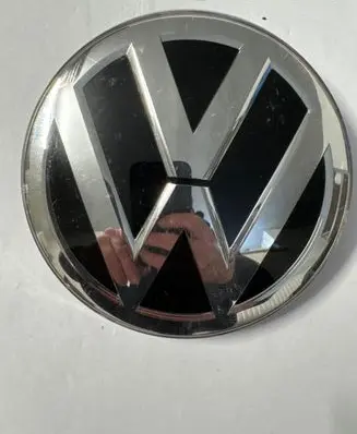 Volkswagen Sharan Manufacturer badge logo/emblem 7N0853601D