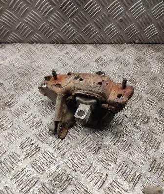 Skoda Fabia Mk1 (6Y) Engine mount bracket