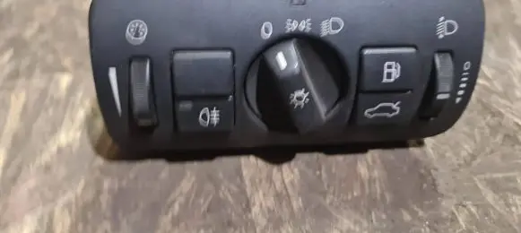 Volvo S80 Light switch 30739401