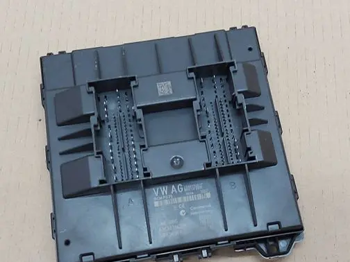 Volkswagen Polo V 6R Comfort/convenience module 6R0937086F