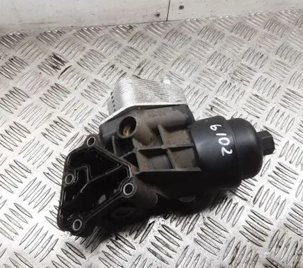Engine oil radiator