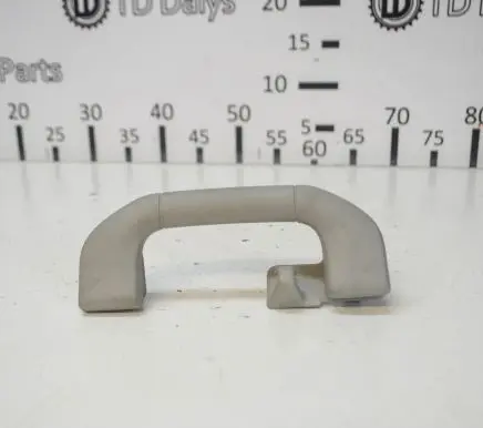 Mercedes-Benz C W204 Rear interior roof grab handle A2048100151