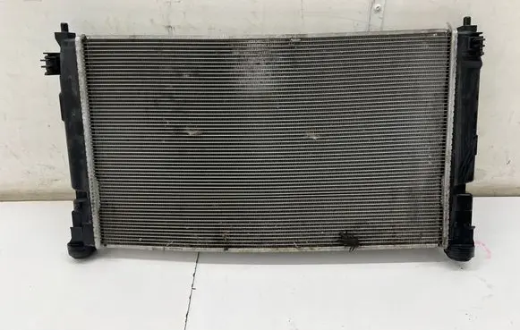 Toyota Yaris XP210 Coolant radiator 4221367670
