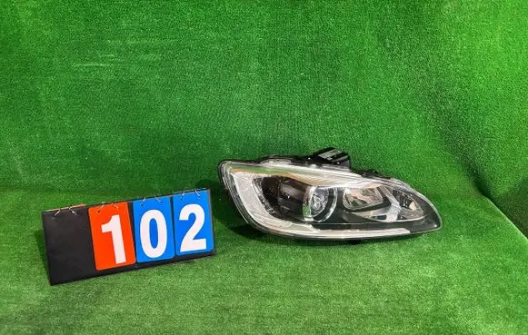 Volvo S60 Headlight/headlamp 31420262 89908940