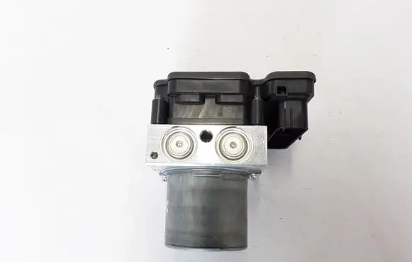 Volvo XC40 ABS Pump 31445742