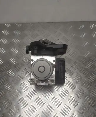 Mercedes-Benz C W205 ABS Pump A2059007245
