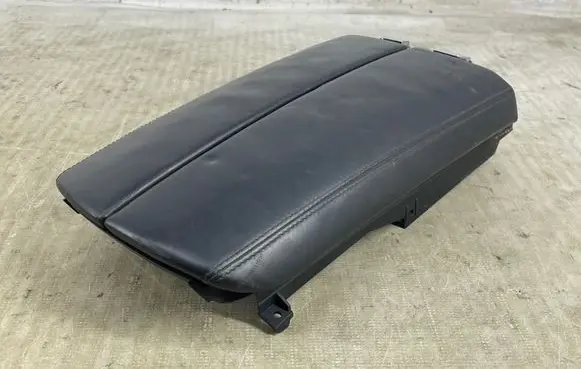 BMW 7 F01 F02 F03 F04 Armrest 00140422