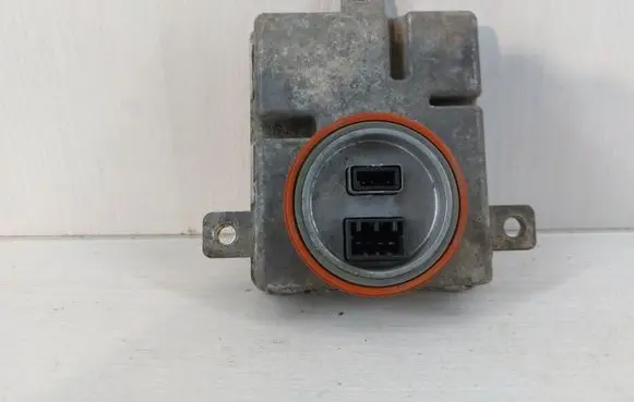 Audi A6 S6 C6 4F Headlight ballast module Xenon