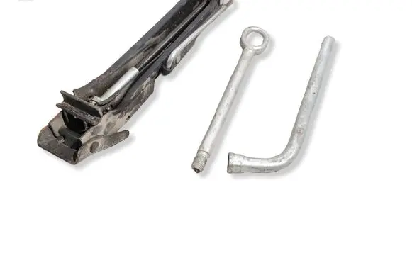 Volkswagen Transporter - Caravelle T5 Tool set 7H0011031D