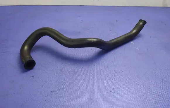 BMW X3 E83 Engine coolant pipe/hose