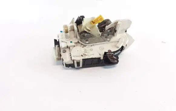 Dodge Caliber Front door lock 04589416AD