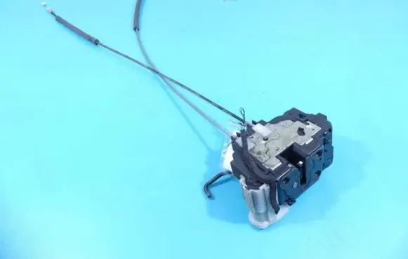Hyundai i20 (PB PBT) Front door lock 81310-1J020 IMPRK1355659