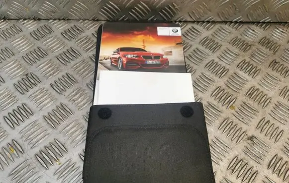 BMW 2 F22 F23 User manual