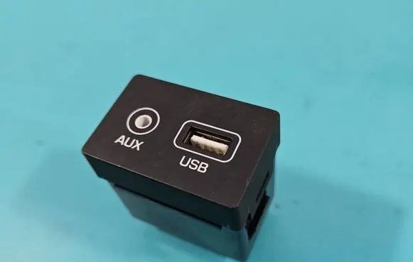 USB socket connector