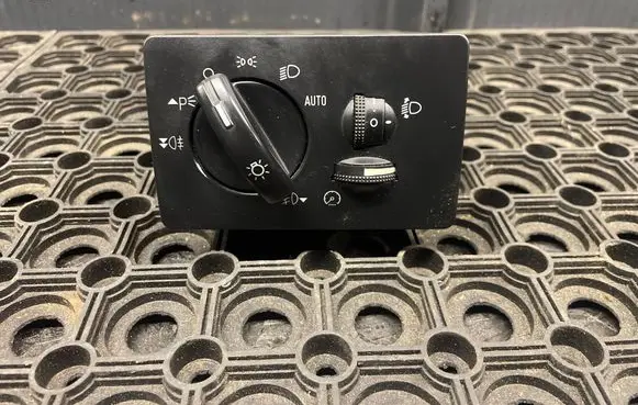 Light switch