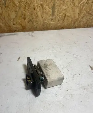 Mercedes-Benz ML W163 Heater blower motor/fan resistor 10U113
