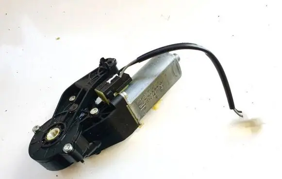 Dodge Magnum Seat adjustment motor 0390203207 82064802-4
