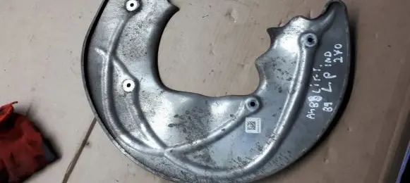 Audi A4 S4 B9 8W Front brake disc dust cover plate 8W0615311E