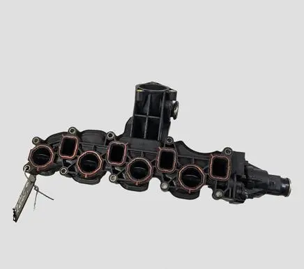Volkswagen Golf VI Intake manifold 03L129086A
