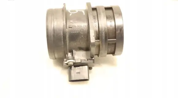 Audi Q7 4L Mass air flow meter 06J906461B