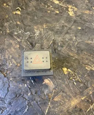 Nissan 350Z Hazard warning light relay 