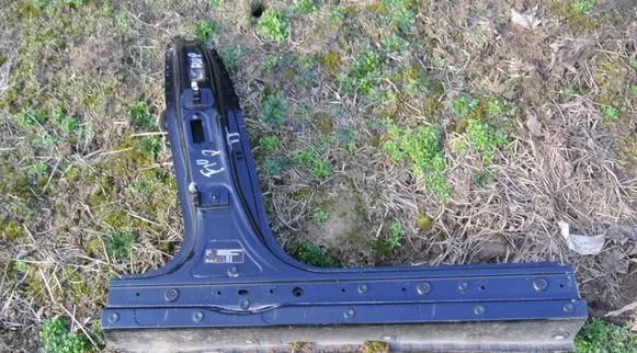 BMW 5 F10 F11 Pillar (middle) 
