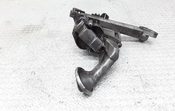 Mercedes-Benz A W168 Oil pump 6680001
