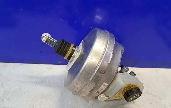 Jaguar XE Brake booster GX732B195BF 251278576201