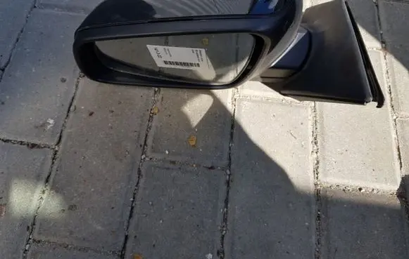 Mitsubishi Lancer Front door electric wing mirror