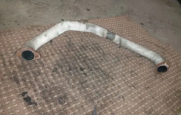 Peugeot 4007 EGR valve line/pipe/hose