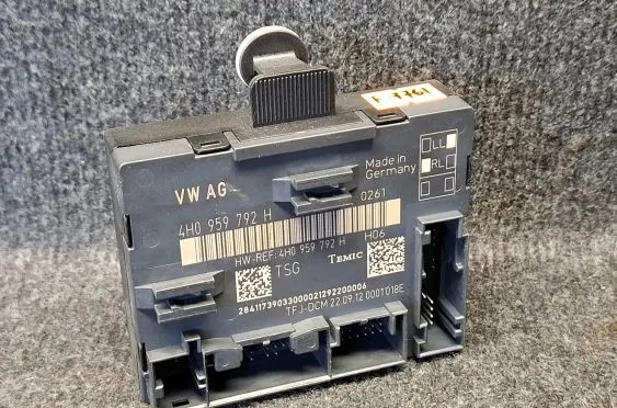 Audi A8 S8 D4 4H Door control unit/module 4H0959792H