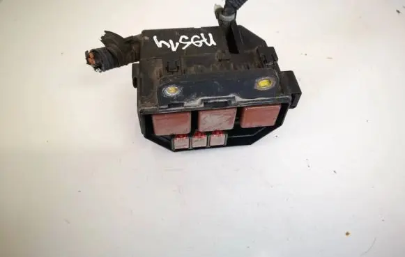 Toyota RAV 4 (XA20) Fuse box set