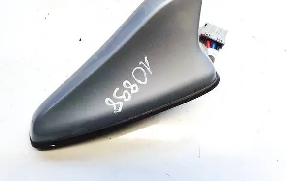 Hyundai Ioniq Aerial GPS antenna 96210g2240ts7 96210-g2240ts7