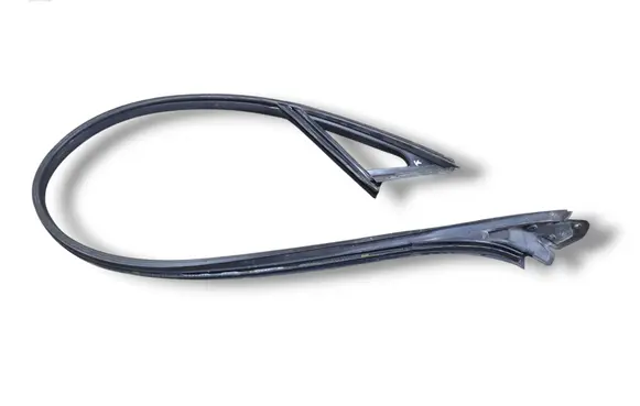 Mercedes-Benz E C207 W207 Rubber seal front coupe door A2076700339 A2076710120