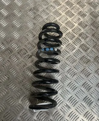 Mercedes-Benz E W213 Rear coil spring