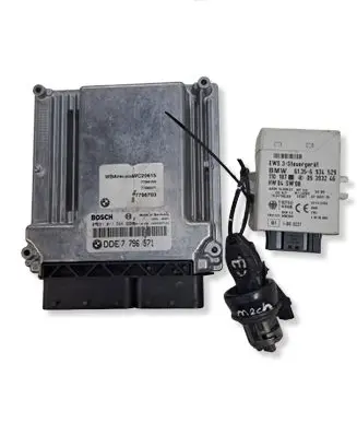 BMW X3 E83 Engine ECU kit and lock set 7796571 61356934529