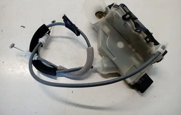 Citroen C5 Aircross Front door lock PSA