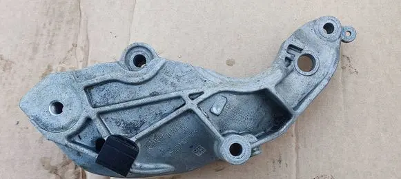 BMW i4 Engine mount bracket 22118838969