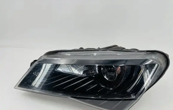 Skoda Superb B8 (3V) Headlight/headlamp 3V1941015B 13939250001 1ZS01193925