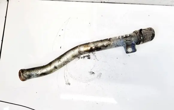 Hyundai Lantra II Engine coolant pipe/hose