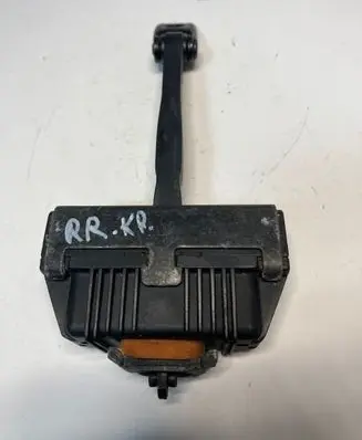 BMW 5 E60 E61 Front door check strap stopper 7176804