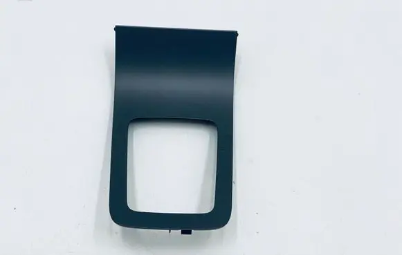 Volvo XC70 Gear shifter surround trim plastic 30672192