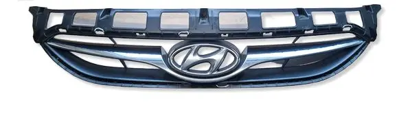 Hyundai i40 Front bumper upper radiator grill 863513Z000