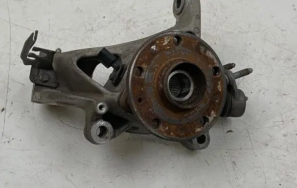 Audi A3 S3 8V Front wheel hub 5Q0407257A