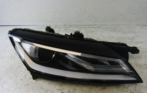 Audi TT TTS RS Mk3 8S Headlight/headlamp 8S0941006C