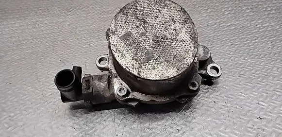 Nissan Primastar Vacuum pump